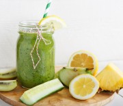 Pineapple Kiwi Cucumber and Lemon Smoothie Recipe