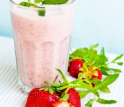 Easy Strawberry Banana and Soy Milkshake Recipe