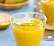 Mango Cashew and Ginger Smoothie